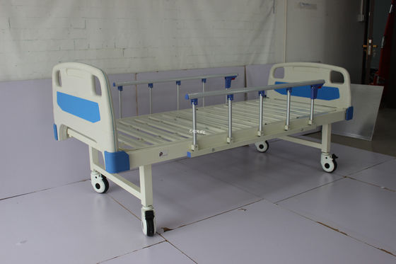 220CM 250kg Manual Hospital Beds Aluminum Alloy With Mattress Semi Fowler Bed