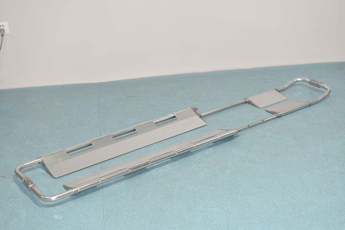 Folded Flexible Aluminum Alloy Shovel Stretcher Easy Carry Multifunction Customized Colors