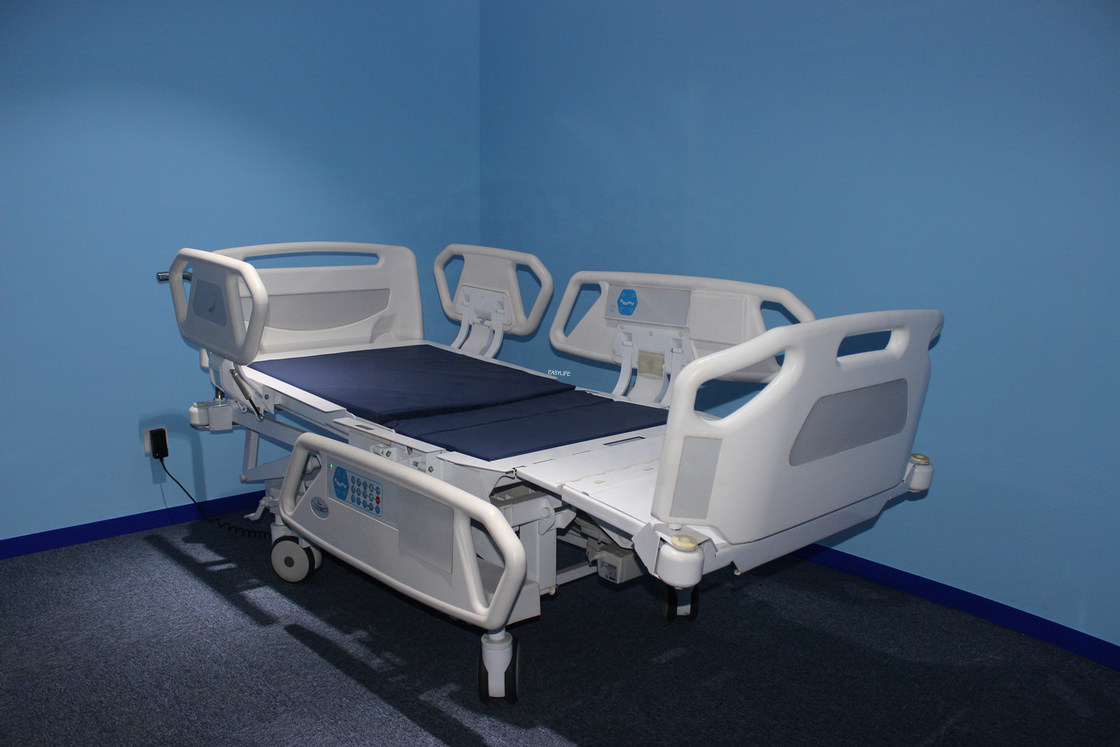 Cold Rolled Steel 85in Electric Hospital Bed  For Home Use W105 White With Toilet